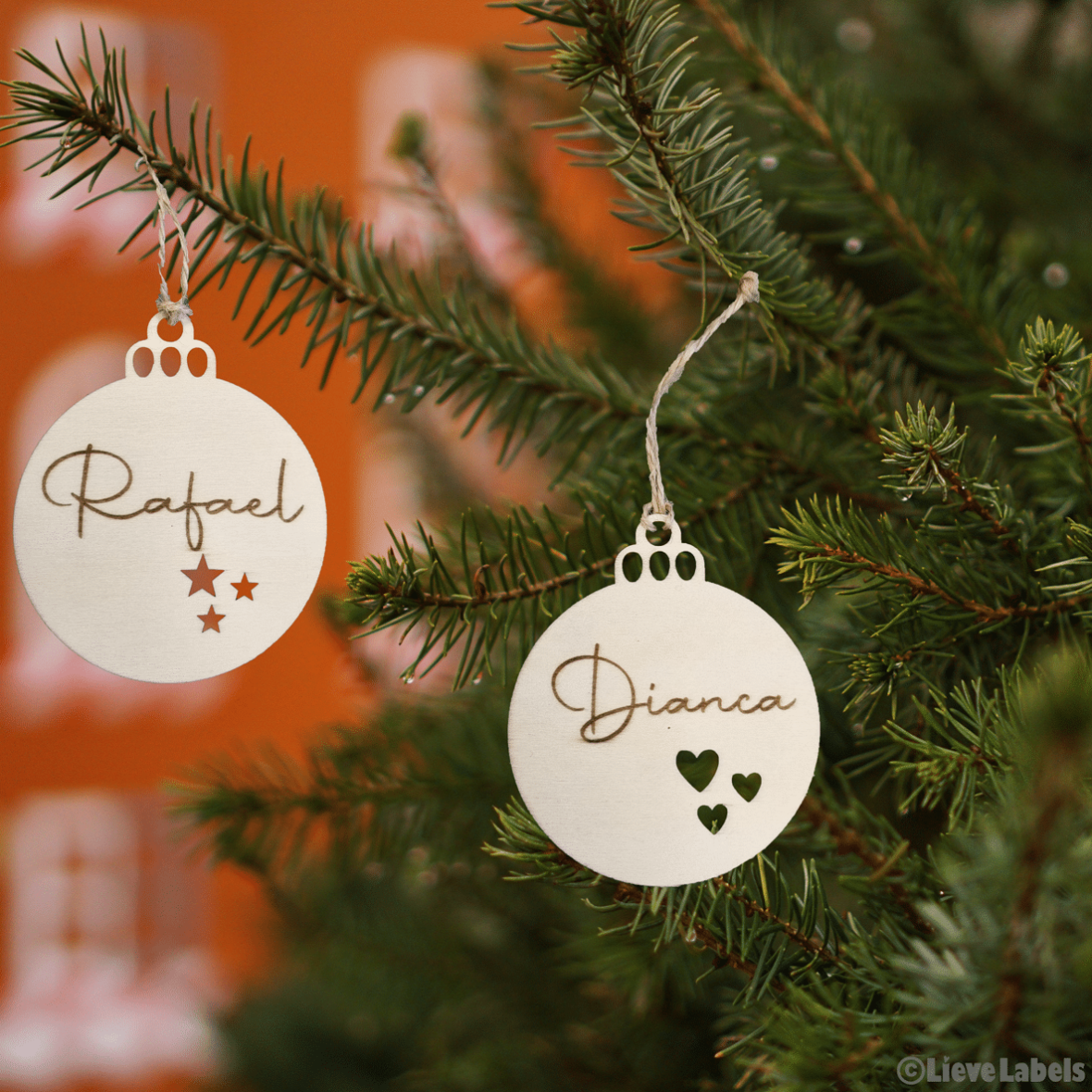 Houten kerstbal met naam