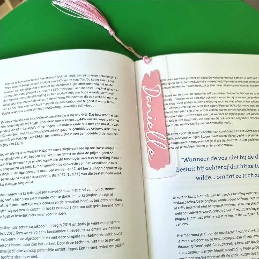 Boekenlegger-Roze1